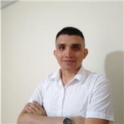 Me defino como una persona eficiente, que se adapta al cambio, tengo experiencia en el ámbito de la pedagogía en diversas materias. Así que no tengo inconveniente pornimoartir educación tanto a niños como a adultos