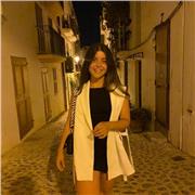 Hola mi nombre es Leire, soy una chica de 20 años y estudio enfermería. Llevo dando clases particulares desde hace 4 años y tengo experiencia con niños de primaria por lo que estaría interesada en su oferta. Muchas gracias !