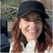 Vuoi imparare l'inglese per essere in linea con le lezioni a scuola e all'università? Contattami per migliorare il tuo inglese!