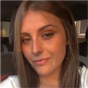 Profesora de clases de economía y lengua castellana y literatura para todas las edades