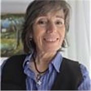 Profesora de Inglés como lengua extranjera para adultos, niveles intermedio y avanzado. Mayormente en la preparación de B2 First.