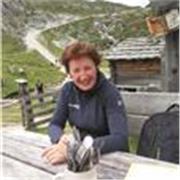 Laurea Magistrale in Formazione presso la Facolta' Scienze della Formazione di Genova e Master presso Universita' Milano Bicocca   Diritti dell' infanzia e dell'adolescenza  impartisco ripetizioni