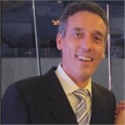 Profesor de Contabilidad con más de 25 años de experiencia