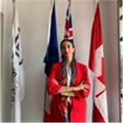  Étudiante en Master FLE, 3 ans d'expérience cours de français individualisés 
 Enseignante de français passionnée, spécialisée 