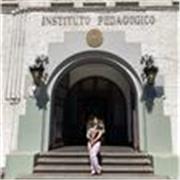 Profesora de educación básica, con especialidad en pedagogía en lenguaje y comunicación. Tambien tengo certificados bilingüe