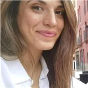 Graduada en educación primaria con experiencia en el apoyo educativo desde 1º de primaria hasta 2º de la ESO en matemáticas, biolo