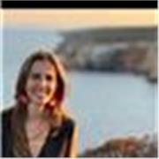 Profesora de dibujo y pintura, técnicas mixtas y ejercicios creativos para niños y adultos.