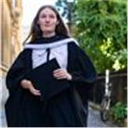 Oxford English Graduate with 4 Years' Tutoring Experience