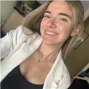 Profesora de repaso de inglés para niños de primaria y secundaria