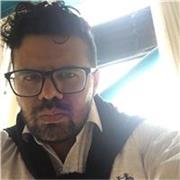 Profesor de Lengua y Literatura imparte clases de secundaria, preparatoria y licenciatura