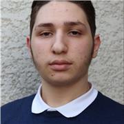 Étudiant proposant des cours de mathématiques et de physique-chimie, ainsi qu'un accompagnement pour la préparation du bac de fran