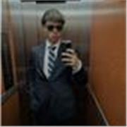 Tengo 19 años y soy una persona que conecta muy bien con la gente y muy extrovertida