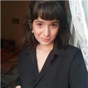 Sono una studentessa di 23 anni che studia per diventare insegnate. Mi sono diplomata con 100 al Liceo Linguistico e sto per laurearmi in Lettere Moderne. Offro ripetizioni e disponibilità come tutor per i bambini più piccoli nell'organizzazione generale