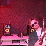 Guitar teacher of all ranges in ability, as well as how to record and produce your own music using Logic Pro X