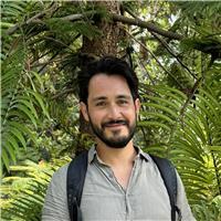 Licenciado en Ciencias Biológicas, con experiencia en ecología y conservación de fauna y flora.