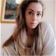 Laureata con esperienza di insegnamento impartisce lezioni di italiano per stranieri