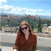 Profesora de inglés, asignaturas bilingües y humanidades. Experiencia desde 2015