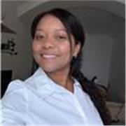 Profesora titula en educación infantil, grado superior en integración social, experiencia en atención domiciliaria.