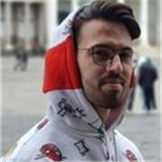 Studente di informatica appassionato, pronto a condividere conoscenze in C, C , Java e Python. Lezioni private disponibili ora!