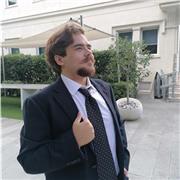 Laureato magistrale con 110 e lode in scienze; 24 cfu abilitanti all'insegnamento e qualifica EQF 4 come tecnico ambientale; offre