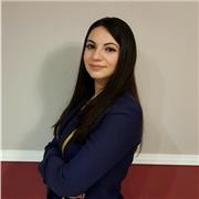 Docente con laurea magistrale in Lettere classiche impartisce lezioni di greco, latino, italiano, storia, geografia