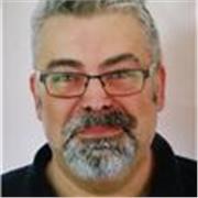 Alumno que sacó 10 en matemáticas en acceso a universidad y daba clases a mis compañeros de acceso.