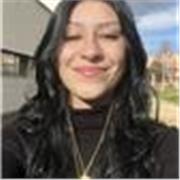 Alumna de Bachillerato con media de 9, donde imparto clases de manera dinámica y divertida. Me dirigo hacia personas de Bachillerato y ESO