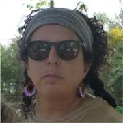 Docente de FPE y conocedora de la lengua española.