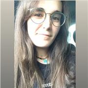 Estudiante de grado en educación infantil en Granada se ofrece para dar clases a niños de primaria