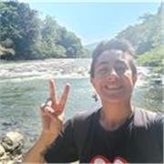 Profesora de apoyo para el refuerzo del curso de matemáticas