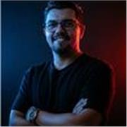 Diseñador Industrial experto en visualización 3D y fotorrealismo. Imparto clases online a estudiantes de diseño, arquitectura.