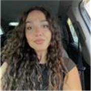 Estudiante de tercero de enfermería. Con grado superior de anatomía patológica y con bachillerato de ciencias. Alegre y puntual