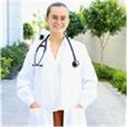 Curso 5º de Medicina en la UPV. He dado clases particulares a niños de primaria y la ESO durante años de todas las asignaturas