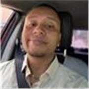 Profesor de ingles con experiencia en clases para adultos y adolescentes