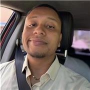 Profesor de ingles con experiencia en clases para adultos y adolescentes