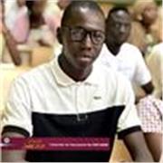 Titulaire d'une licence au Sénégal, je suis bénévole depuis des années et capitalise des mois d'expérience dans l'enseignement. 