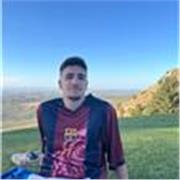 Graduado en filología inglesa con experiencia en clases particulares a domicilio en inglés a niños de entre 7 y 15 años