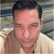 Profesor de inglés apto para todas las edades y niveles.