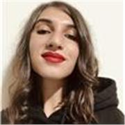Laureanda in lingue impartisce lezioni di spagnolo e italiano a studenti di scuole medie e liceo