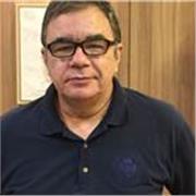 Professor de Matemática com formação em Engenharia Mecânica