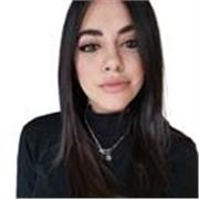 Ragazza italiana, laureata in economia e marketing, offre aiuto per compiti a casa (tutte le scuole)