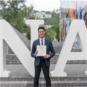 Maestro de Historia del Arte enfocado en temas de Estética y Teoría del Arte