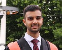 Akshar here! With 7 years of experience, I specialise in Maths and Sciences, including GCSE and A-level Biology and Chemistry.