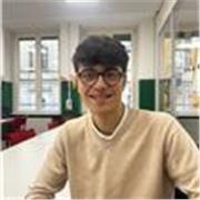 Laureando in Storia, diplomato al Liceo Classico, dà ripetizioni di Latino, Italiano, Storia, Geografia per ragazzi preferibilmente delle medie o del biennio liceale