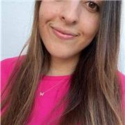 Alle Altersgruppen kann ich unterrichten dazu noch Französisch. Ich kann mit  allen Arten von didaktischen Methoden umgehen.