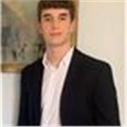 Me ofrezco a dar clases de inglés. Tengo un nivel C2 de Cambridge con certificado C1. Soy un estudiante universitario del doble grado de Derecho y Ciencias Políticas