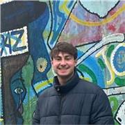 Maestro especializado en el trabajo en la educación inclusiva con perdonas con necesidades especiales.