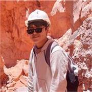 Me defino como un profesional con capacidad para trabajar en equipo y mi pasion es poder trasmitir conocimiento. Clas todo public