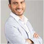 Entrenador de Oratoria y Comunicación de Alto Impacto | Speaker Internacional y Presentador de TV