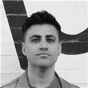 I teach English with a maximum of passion. Let's go!